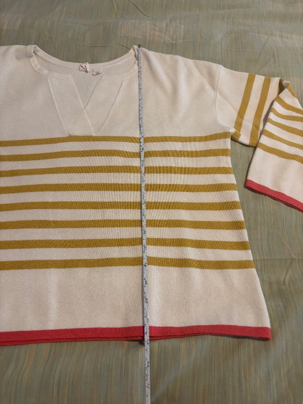 Moth by Anthropologie 3/4 sleeve split neck sweater (L) - Picture 7 of 9